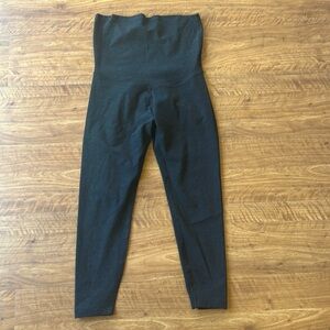 Beyond Yoga Maternity Leggings - Large - like NEW